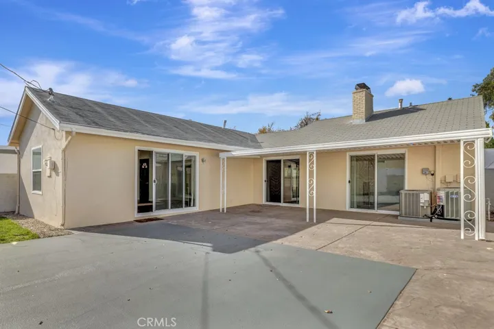1438 N Pepper Street, Burbank, California 91505