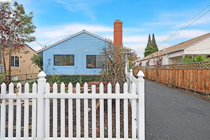 1529 153rd Ave, San Leandro, California 94578