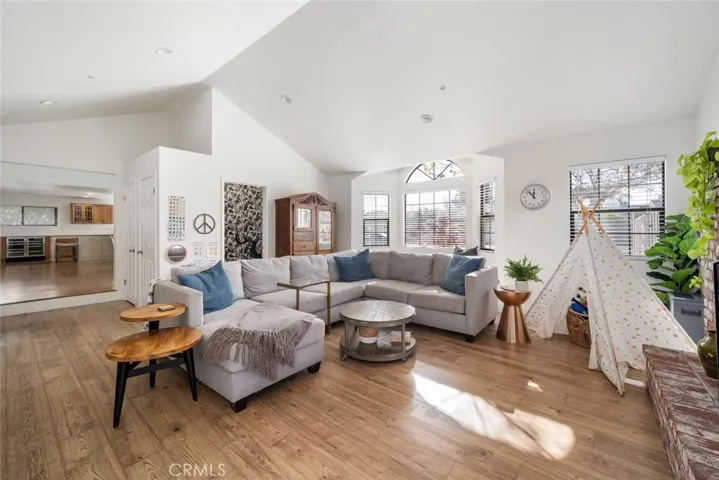 1010 Yarrow Court, San Luis Obispo, California 93401