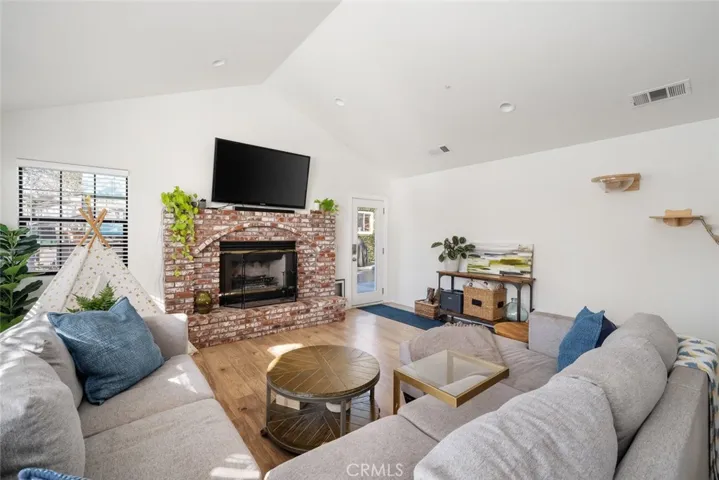 1010 Yarrow Court, San Luis Obispo, California 93401