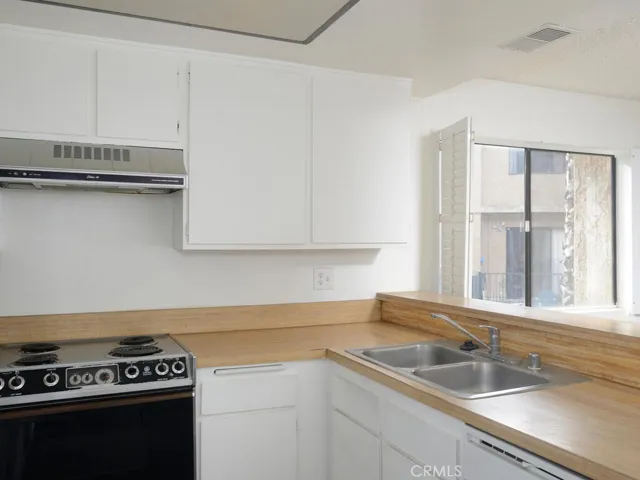 1044 W Ralston Street, Ontario, California 91762
