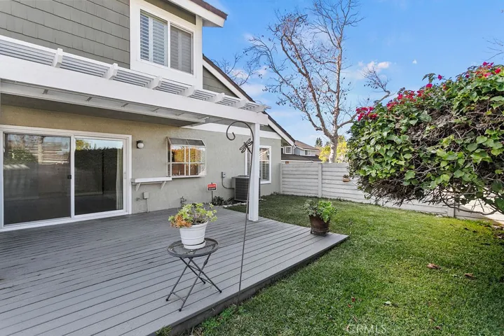 19 Summerstone, Irvine, California 92614