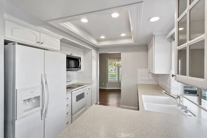 19 Summerstone, Irvine, California 92614