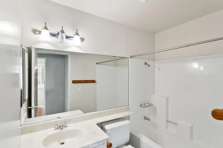 19 Summerstone, Irvine, California 92614