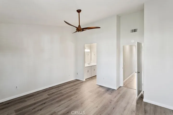 19 Summerstone, Irvine, California 92614