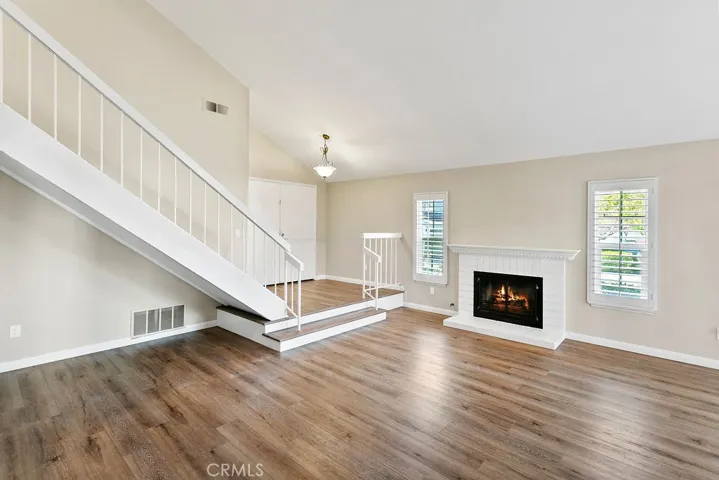 19 Summerstone, Irvine, California 92614