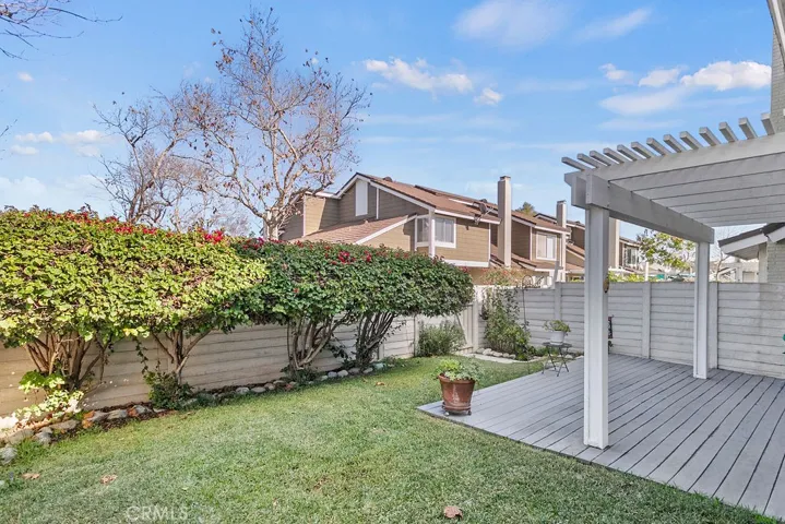 19 Summerstone, Irvine, California 92614