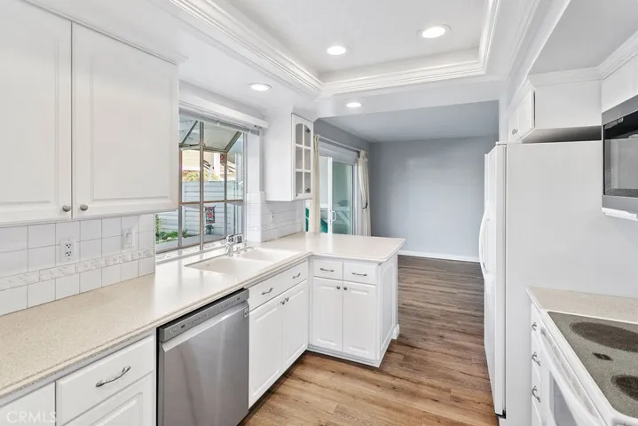 19 Summerstone, Irvine, California 92614