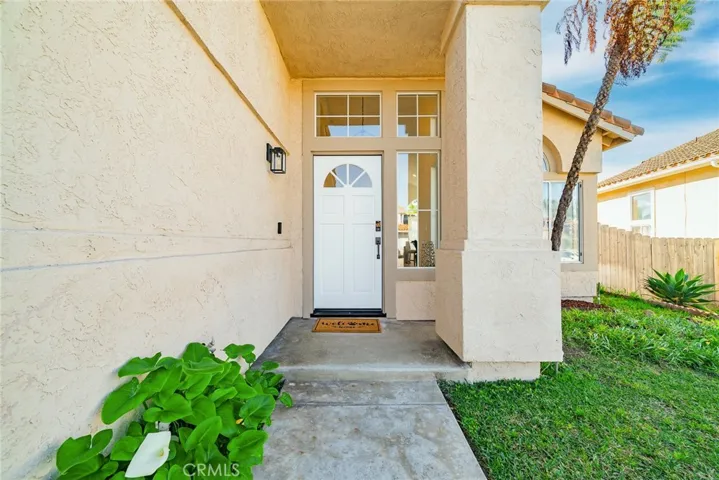 835 Mosaic Circle, Oceanside, California 92057