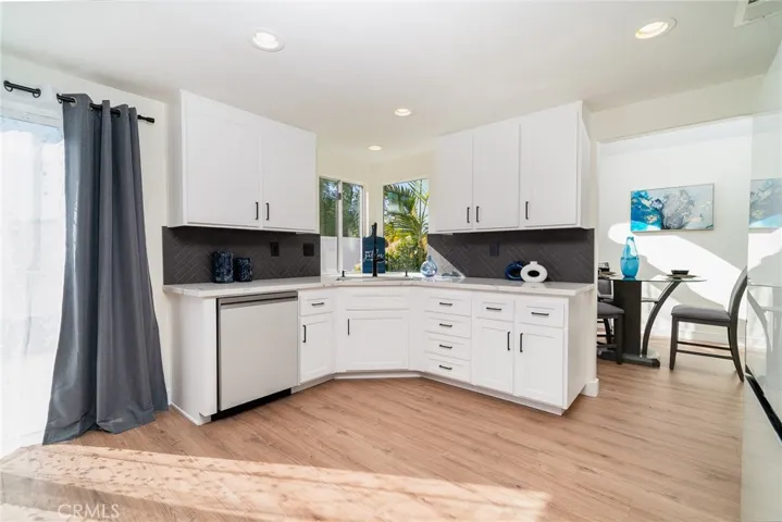 835 Mosaic Circle, Oceanside, California 92057