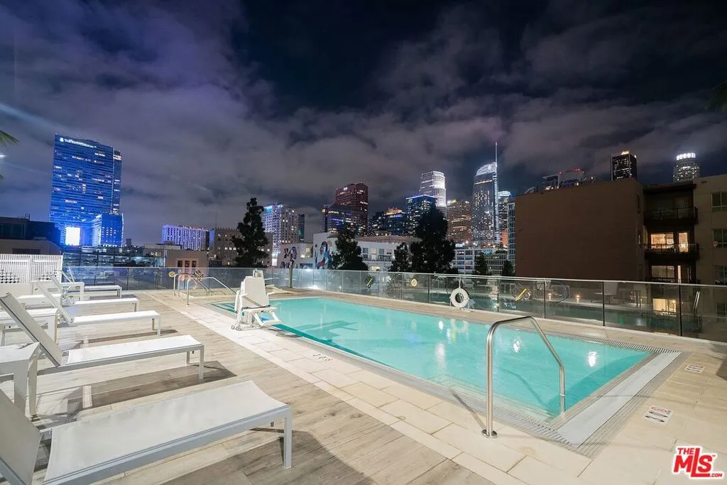 1050 S Grand Avenue Unit 901, Los Angeles, California 90015 home-pic-22