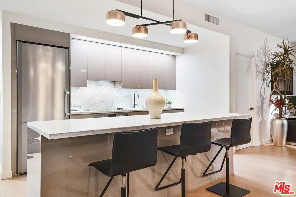 1050 S Grand Avenue Unit 901, Los Angeles, California 90015 home-pic-6