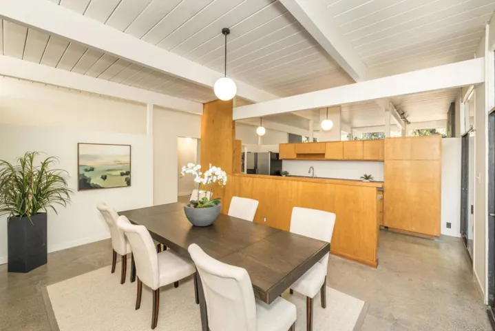 3452 Thomas Drive, Palo Alto, California 94303