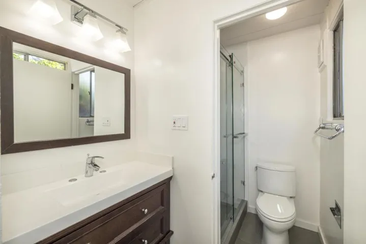 3452 Thomas Drive, Palo Alto, California 94303