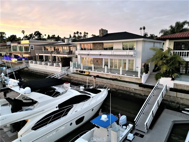 Bayside View Showing Dock Area for 3 Boats