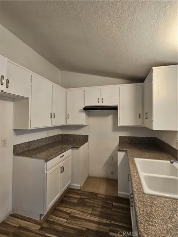21024 Kenniston Street, California City, California 93505