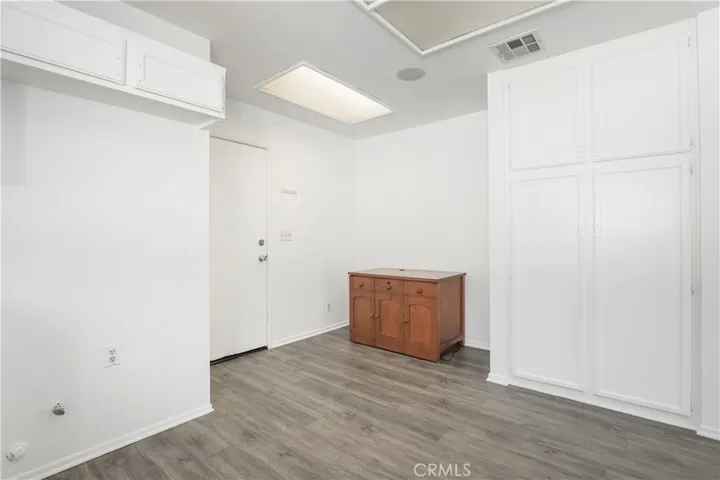 451 Estancia Place, Camarillo, California 93012