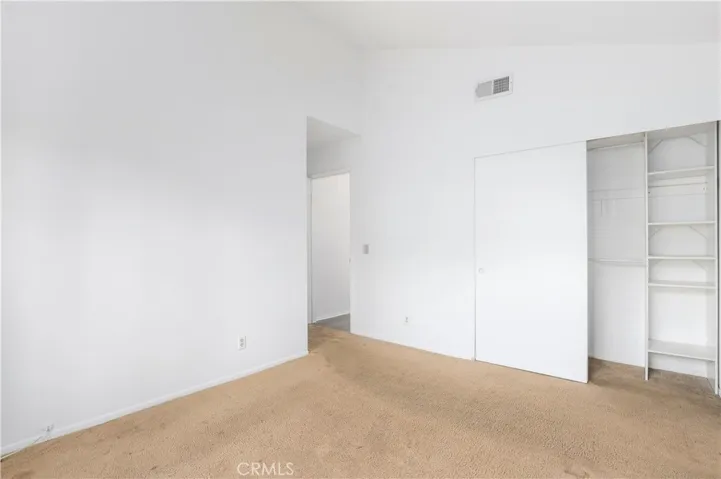 451 Estancia Place, Camarillo, California 93012