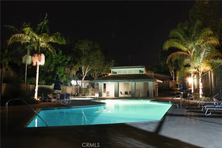 451 Estancia Place, Camarillo, California 93012