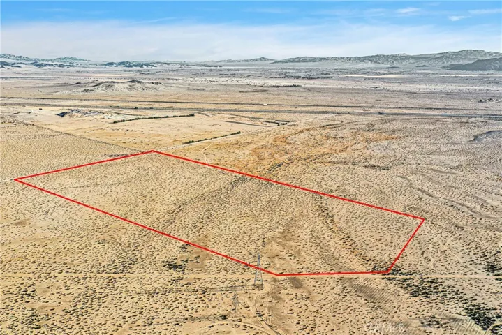 Red property boundary markers are not to be relied on as exact property lines. Buyer to confirm independently.