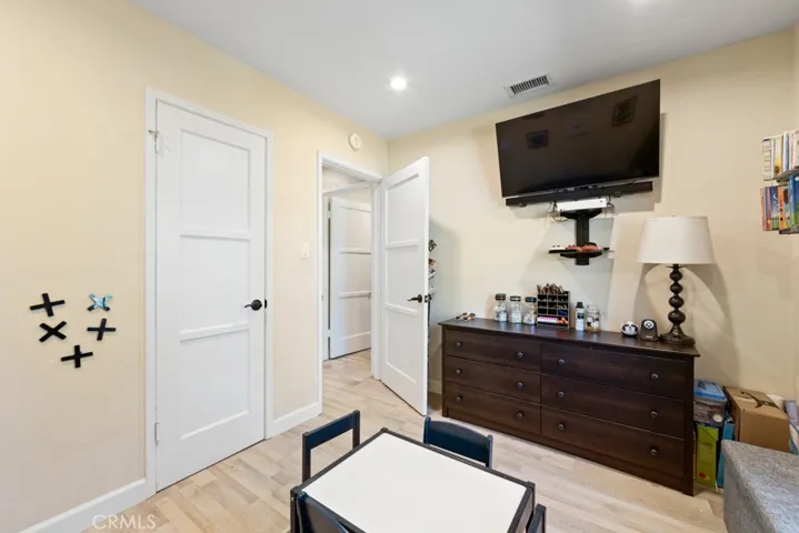 308 East 45th Street, Long Beach, California 90807