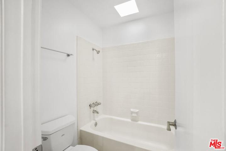 8675 Falmouth Avenue Unit 322, Playa del Rey, California 90293