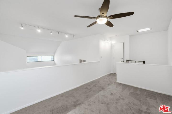 8675 Falmouth Avenue Unit 322, Playa del Rey, California 90293