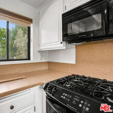 8675 Falmouth Avenue Unit 322, Playa del Rey, California 90293