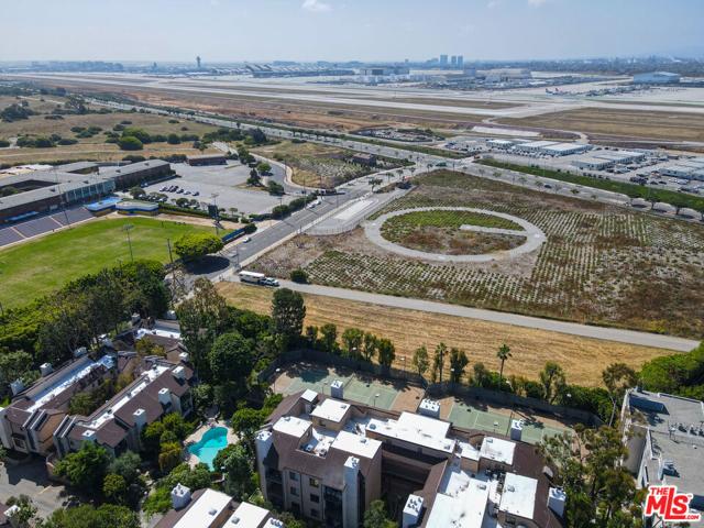 8675 Falmouth Avenue Unit 322, Playa del Rey, California 90293