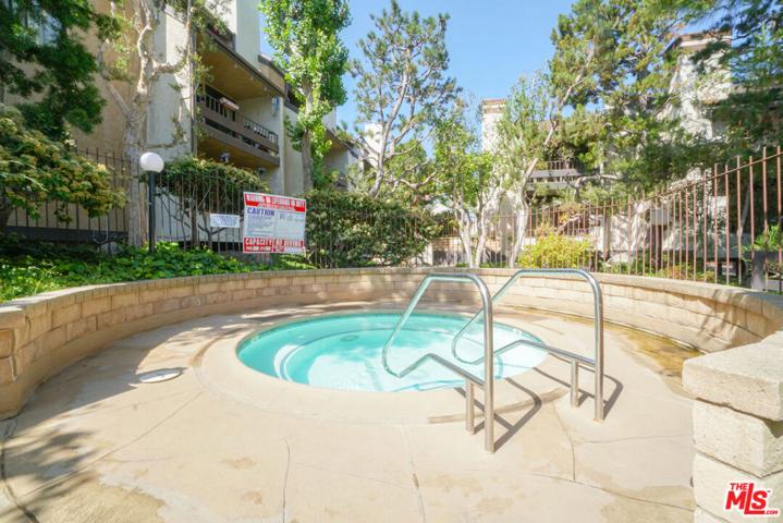 8675 Falmouth Avenue Unit 322, Playa del Rey, California 90293