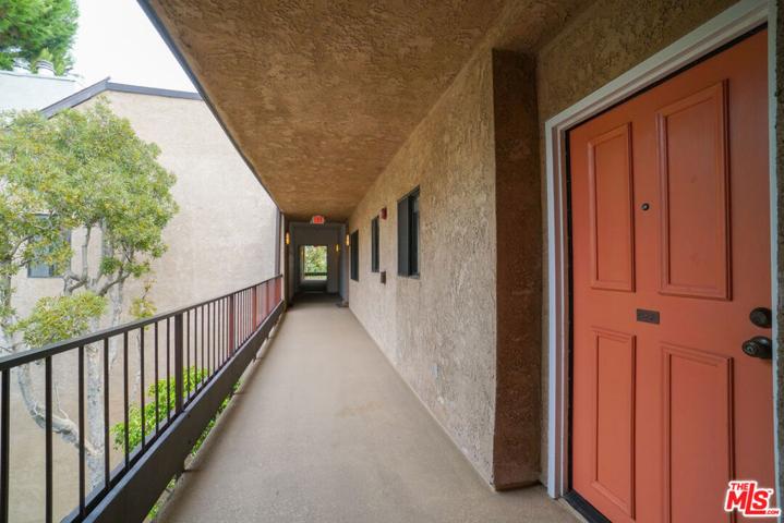 8675 Falmouth Avenue Unit 322, Playa del Rey, California 90293