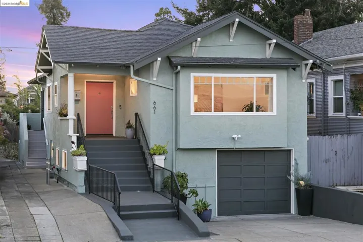 661 42nd St, Oakland, California 94609