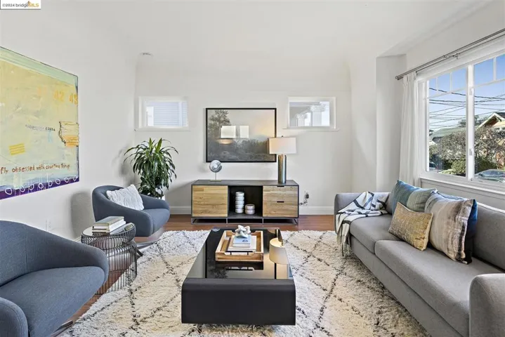 661 42nd St, Oakland, California 94609