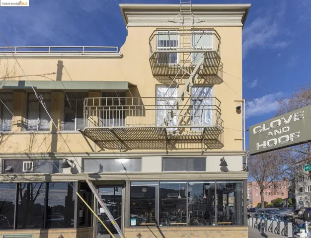 661 42nd St, Oakland, California 94609