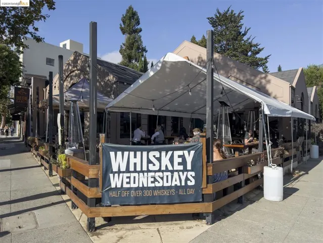 661 42nd St, Oakland, California 94609