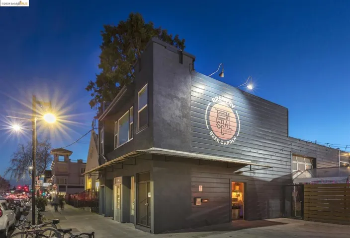 661 42nd St, Oakland, California 94609