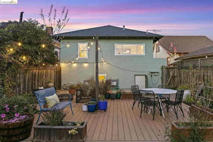 661 42nd St, Oakland, California 94609