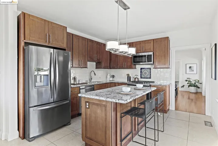 661 42nd St, Oakland, California 94609