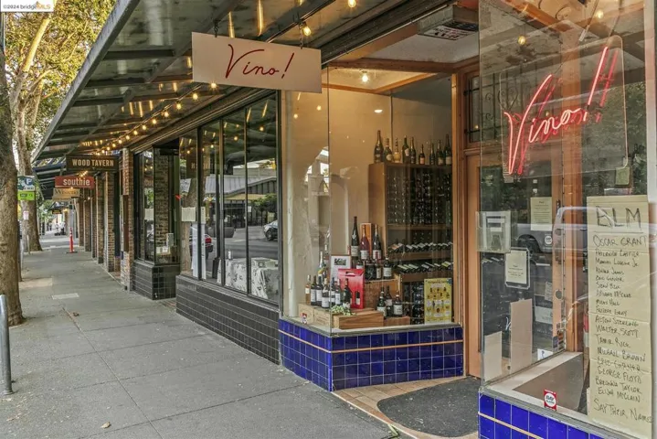 661 42nd St, Oakland, California 94609
