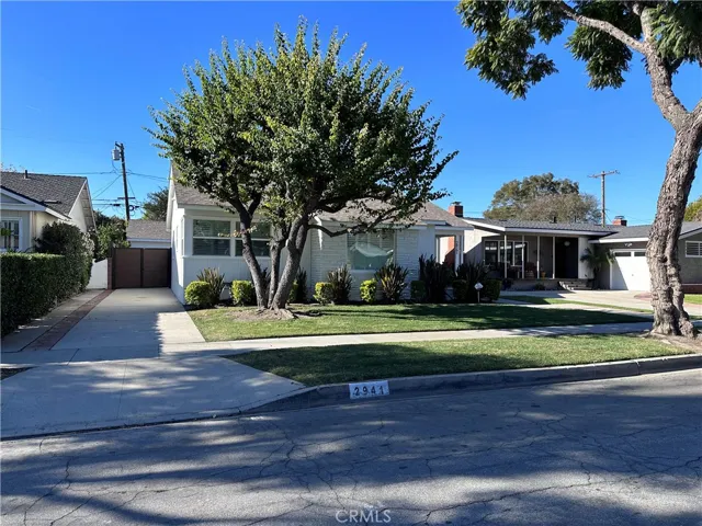 2941 Petaluma Avenue, Long Beach, California 90815