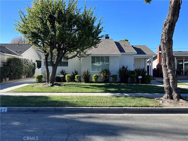 2941 Petaluma Avenue, Long Beach, California 90815