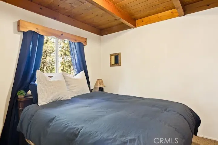 33307 Wild Cherry Drive, Green Valley Lake, California 92341