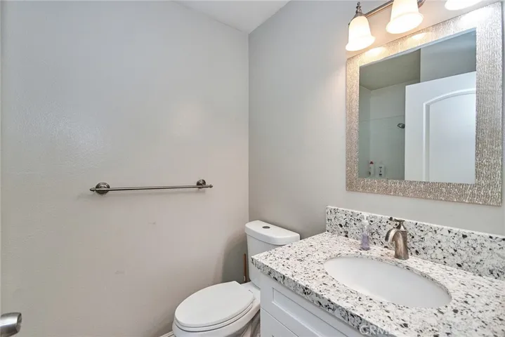 6204 Hartford Road 203, Yorba Linda, California 92887