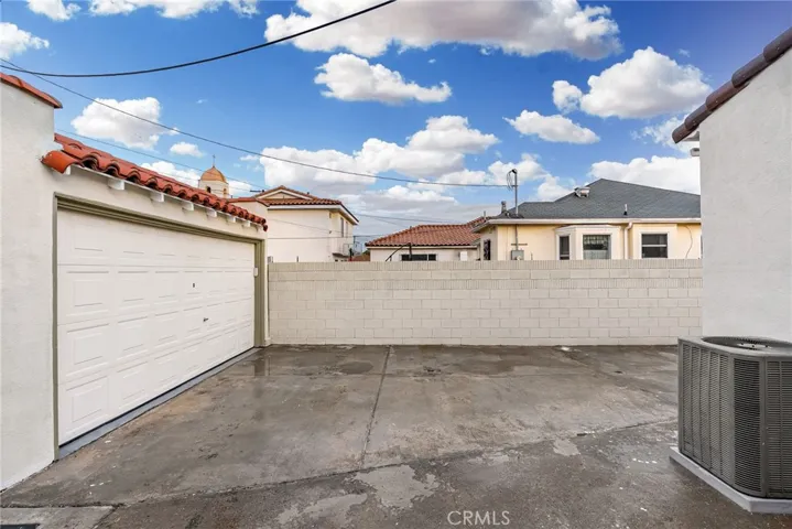 8811 S 8th Avenue, Inglewood, California 90305