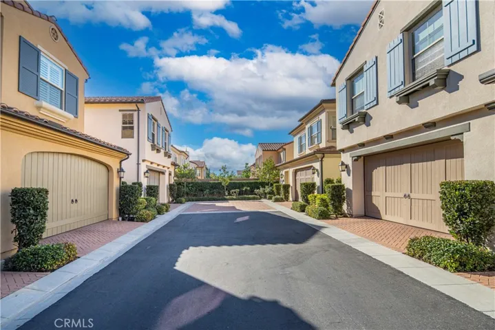 90 Devonshire, Irvine, California 92620