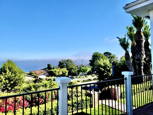 30629 Palos Verdes Drive E, Rancho Palos Verdes, California 90275