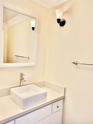 30629 Palos Verdes Drive E, Rancho Palos Verdes, California 90275