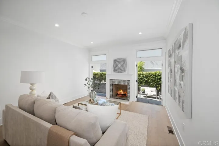 756 E Avenue, Coronado, California 92118