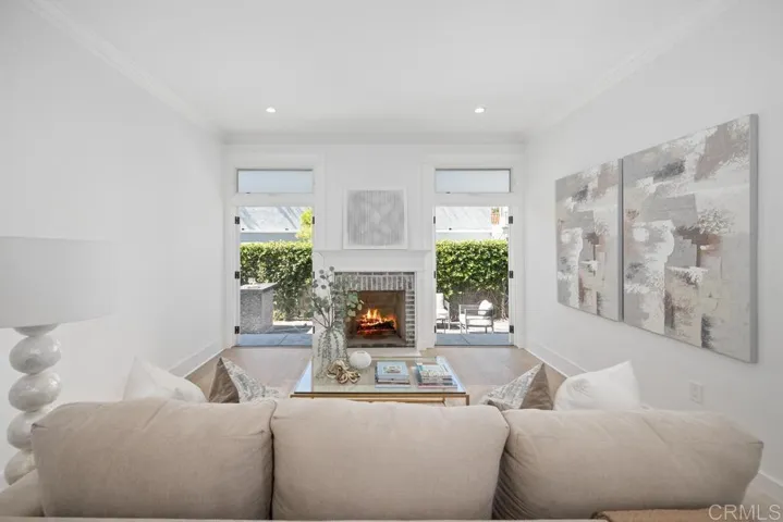 756 E Avenue, Coronado, California 92118