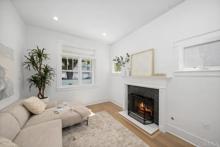 756 E Avenue, Coronado, California 92118